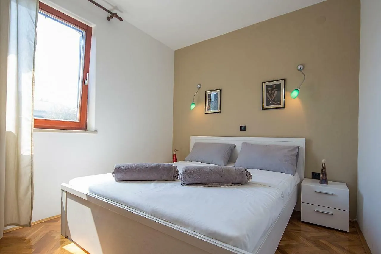 Apartments Bo Malinska Croatia